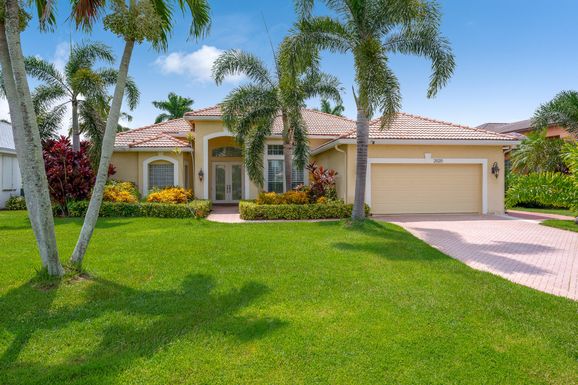 2020 Oxton, Port Saint Lucie, FL 34952