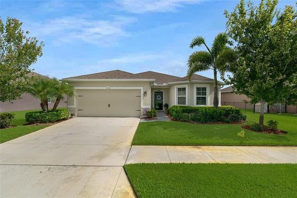 2752 Hanover, Vero Beach, FL 32968