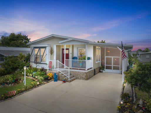 733 Hyacinth, Barefoot Bay, FL 32976