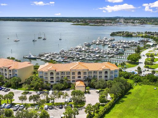 34 Harbour Isle, Fort Pierce, FL 34949