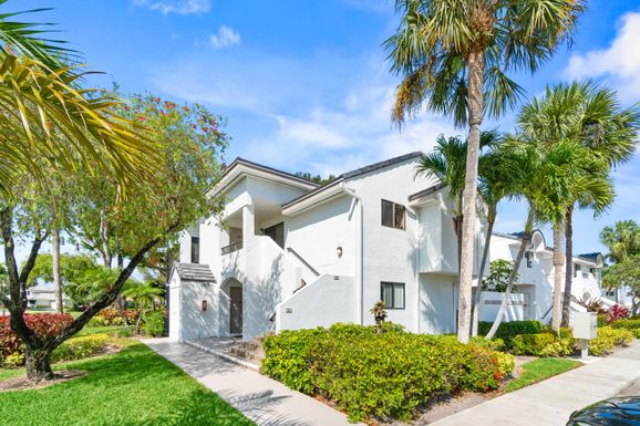 7533 Glendevon, Delray Beach, FL 33446