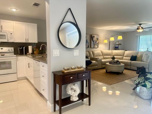 13095 Bel Haven, Wellington, FL 33414