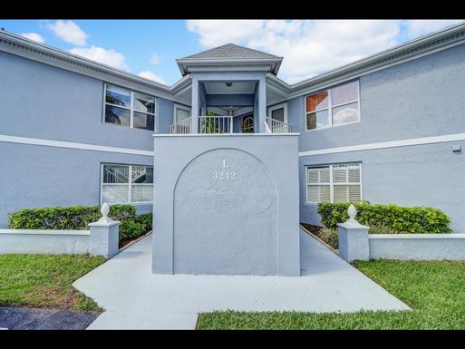 3242 Aster, Stuart, FL 34994