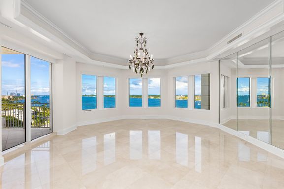 622 Flagler, West Palm Beach, FL 33401