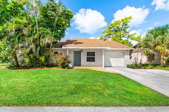 1179 Fernlea, West Palm Beach, FL 33417