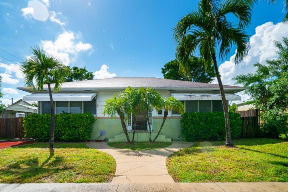 727 M, Lake Worth Beach, FL 33460