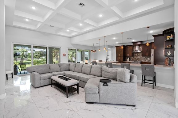 2807 South Calabria, Port Saint Lucie, FL 34953