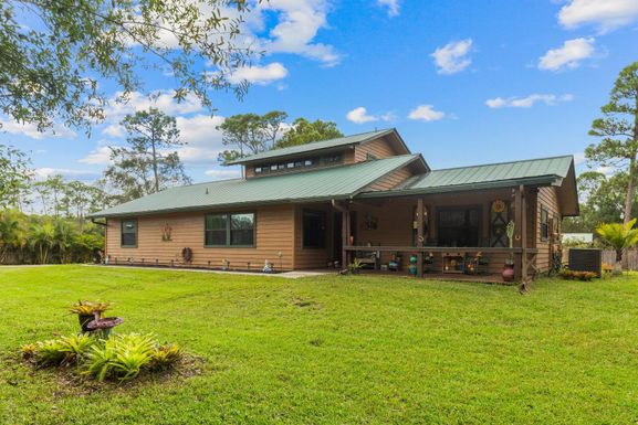 2725 Twin Oaks, Fort Pierce, FL 34945