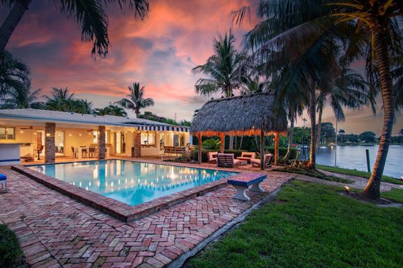 7813 Pine Tree, West Palm Beach, FL 33406