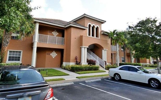 8938 Sandshot, Port Saint Lucie, FL 34986