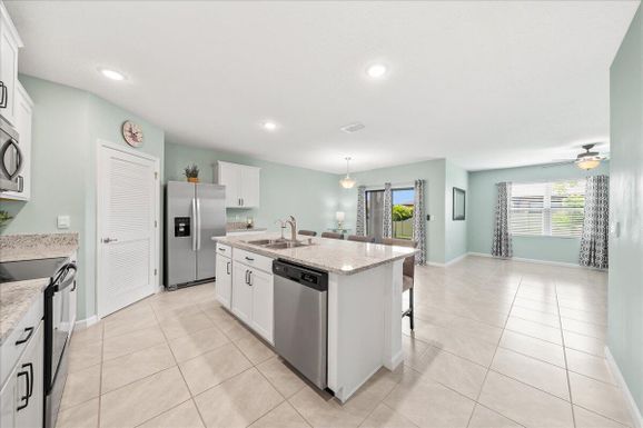 7202 Tigereye, Grant Valkaria, FL 32949