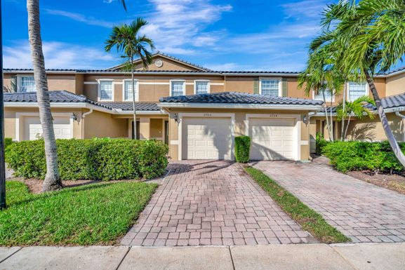 2760 Birmingham, Stuart, FL 34994