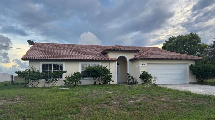 2692 South Blackwell, Jensen Beach, FL 34957