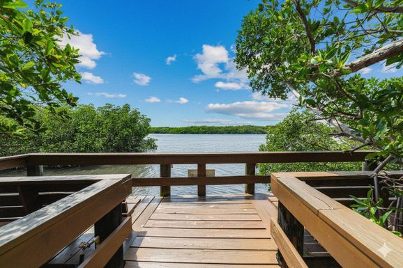 5047 Highway A1a, Fort Pierce, FL 34950