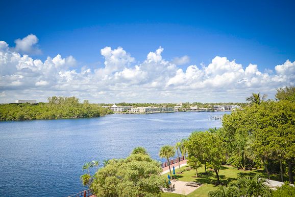2121 Ocean, Boca Raton, FL 33431