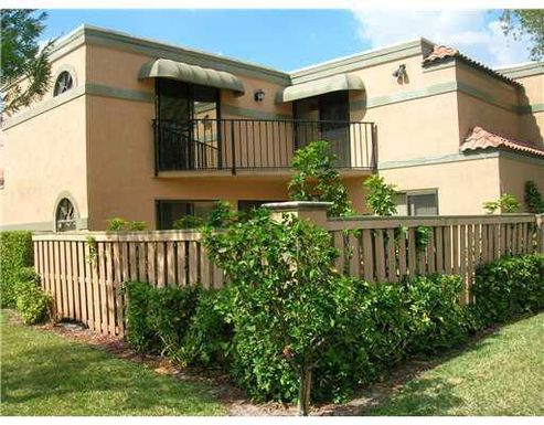 8237 Thames, Boca Raton, FL 33433