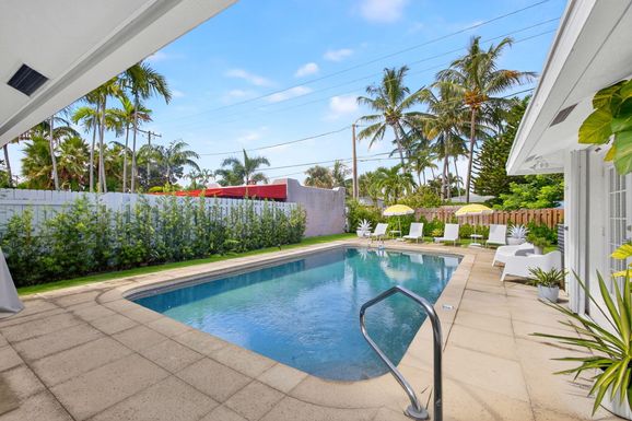 1123 Lakeside, Lake Worth Beach, FL 33460