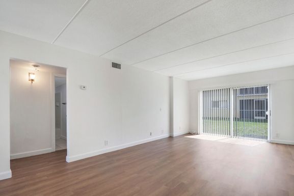 1501 Crescent, Lake Park, FL 33403