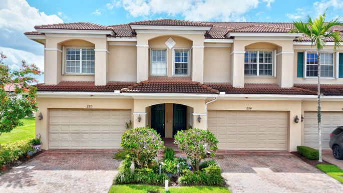 254 Walking, Stuart, FL 34997