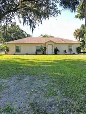 1101 11th, Okeechobee, FL 34974
