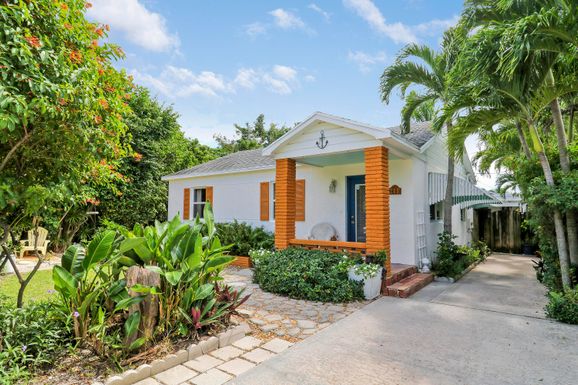 211 Columbia, Lake Worth Beach, FL 33460