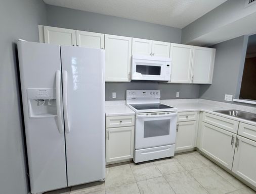 1115 Golden Lakes, West Palm Beach, FL 33411