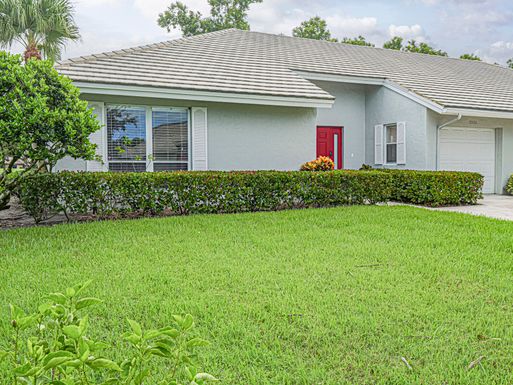 2960 Westlake, Palm City, FL 34990