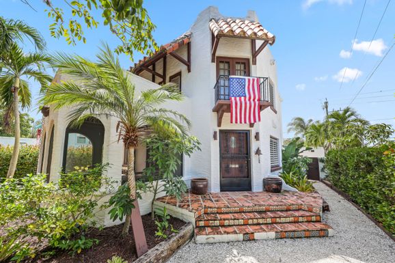 531 Lakeside, Lake Worth Beach, FL 33460