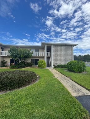90 South, Boynton Beach, FL 33435
