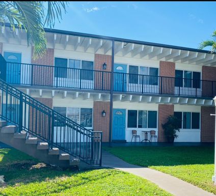 124 Yacht Club Dr., North Palm Beach, FL 33408