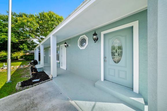 213 Osceola, Fort Pierce, FL 34982