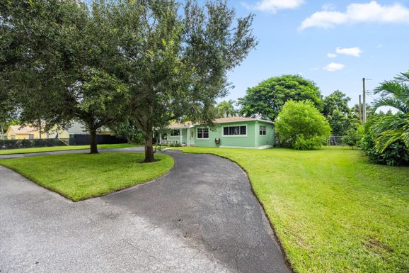 6400 Carambola, West Palm Beach, FL 33406