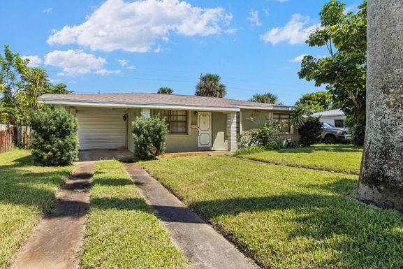 7816 Martin, West Palm Beach, FL 33405