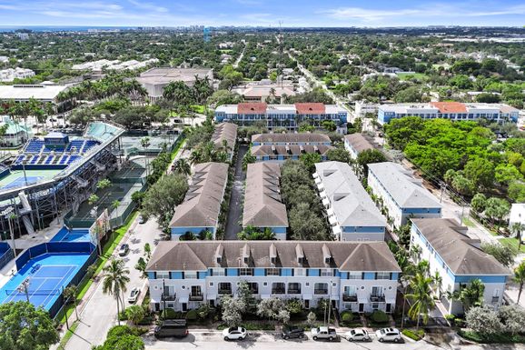 314 1st, Delray Beach, FL 33444