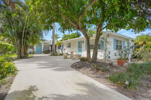 112 Sandal, Palm Beach Shores, FL 33404