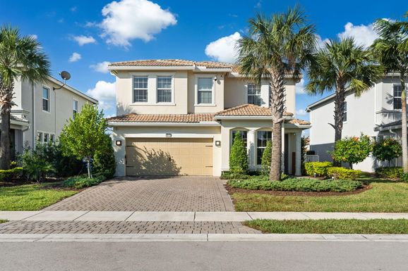 1512 Bursera, Hollywood, FL 33021