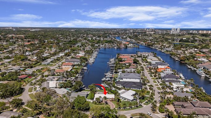 701 Waterway, North Palm Beach, FL 33408
