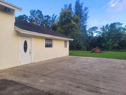 15664 North, Loxahatchee Groves, FL 33470