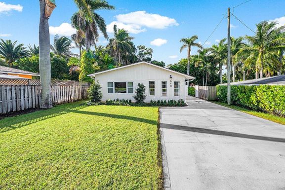 640 Potter, Boynton Beach, FL 33435