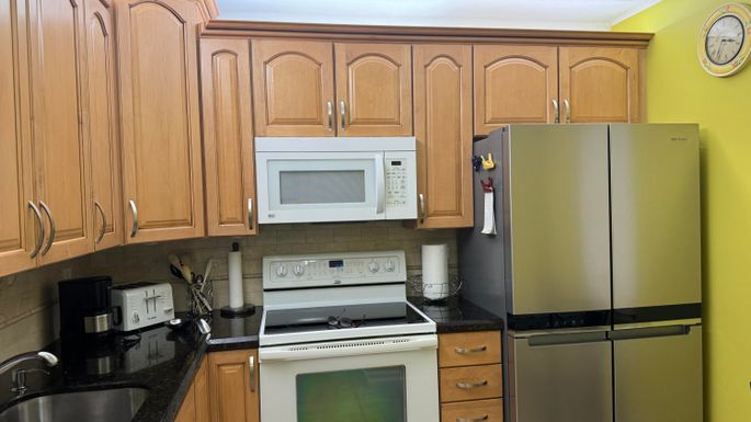 2841 Somerset, Lauderdale Lakes, FL 33311