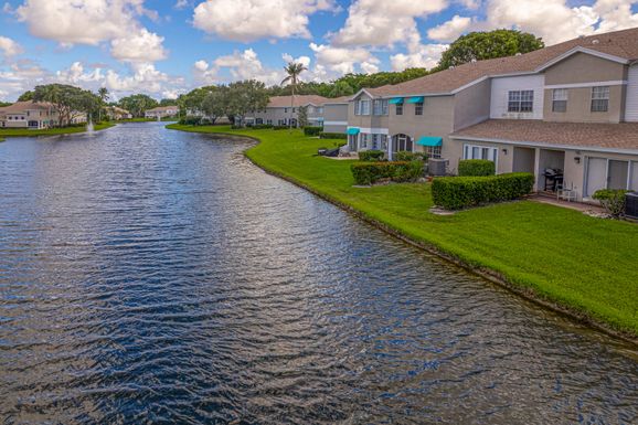 9203 Boca Gardens, Boca Raton, FL 33496