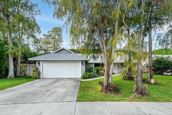 1252 Raintree, Wellington, FL 33414