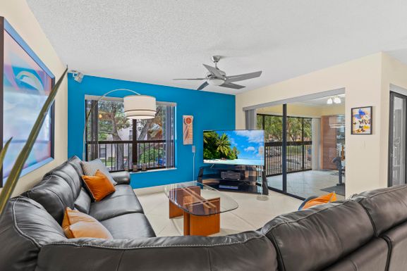 3387 47, Coconut Creek, FL 33063