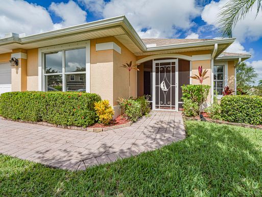 5310 Valencia, Vero Beach, FL 32968