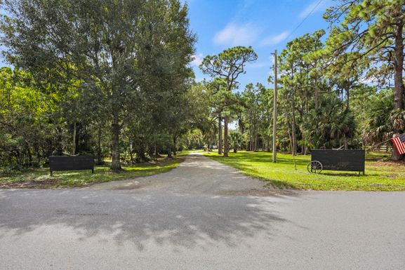 5028 Moore, Palm City, FL 34990