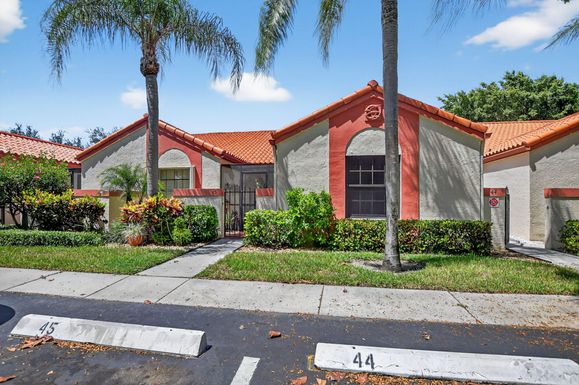 45 Centennial, Deerfield Beach, FL 33442