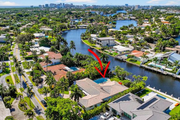 2541 Middle River, Fort Lauderdale, FL 33305