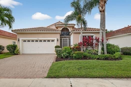 255 Toscane, Port Saint Lucie, FL 34986