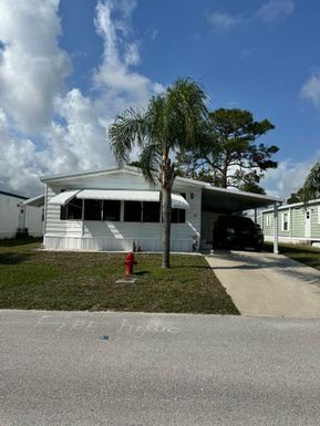 49 Las Casitas, Fort Pierce, FL 34951