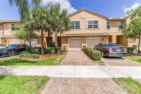 5902 Monterra Club, Lake Worth, FL 33463